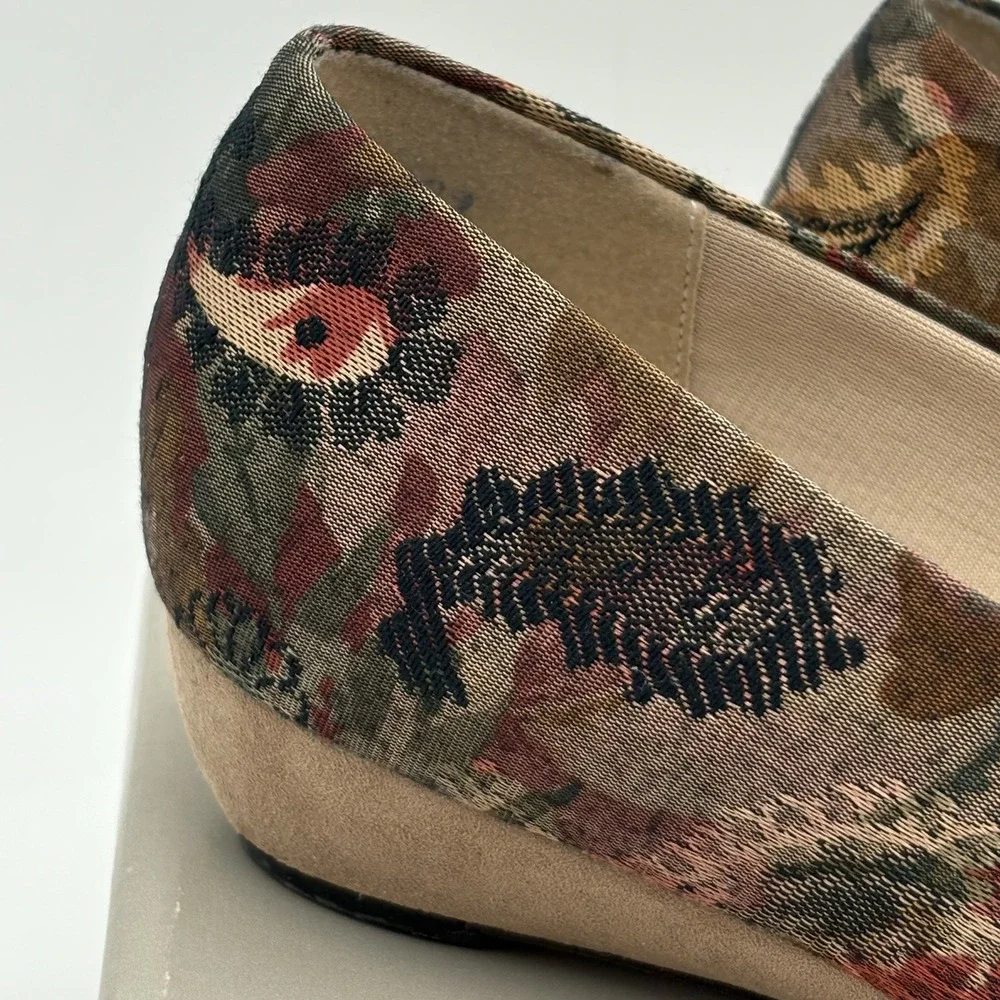 Vintage‎ Hush Puppies Ashle Camel Floral Tapestry Flats Shoes 8.5M USA 90s Bow